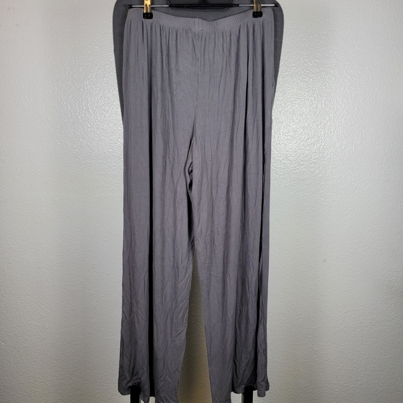 Barefoot Dreams Malibu Collection Ultra Soft Rib Patch Pocket Pant Women's Grey - Picture 2 of 8